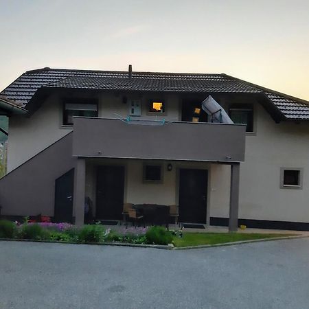 Apartman Folka Free Parking ザグレブ エクステリア 写真