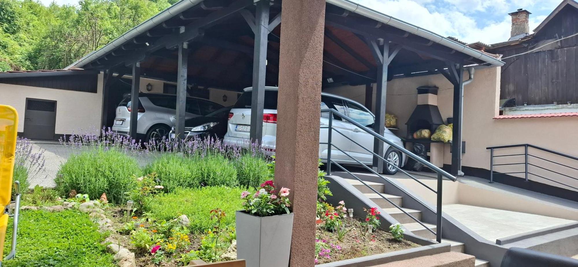 Apartman Folka Free Parking ザグレブ エクステリア 写真