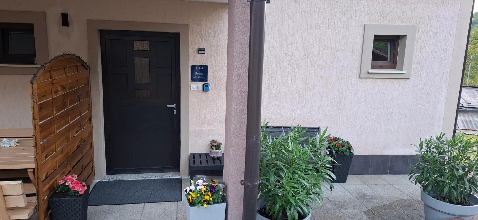 Apartman Folka Free Parking ザグレブ エクステリア 写真